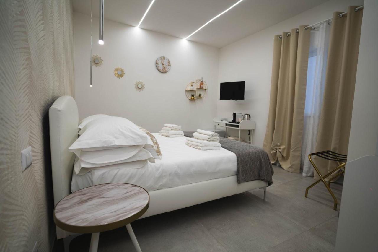 Arco Alto Rooms Bari Exterior foto