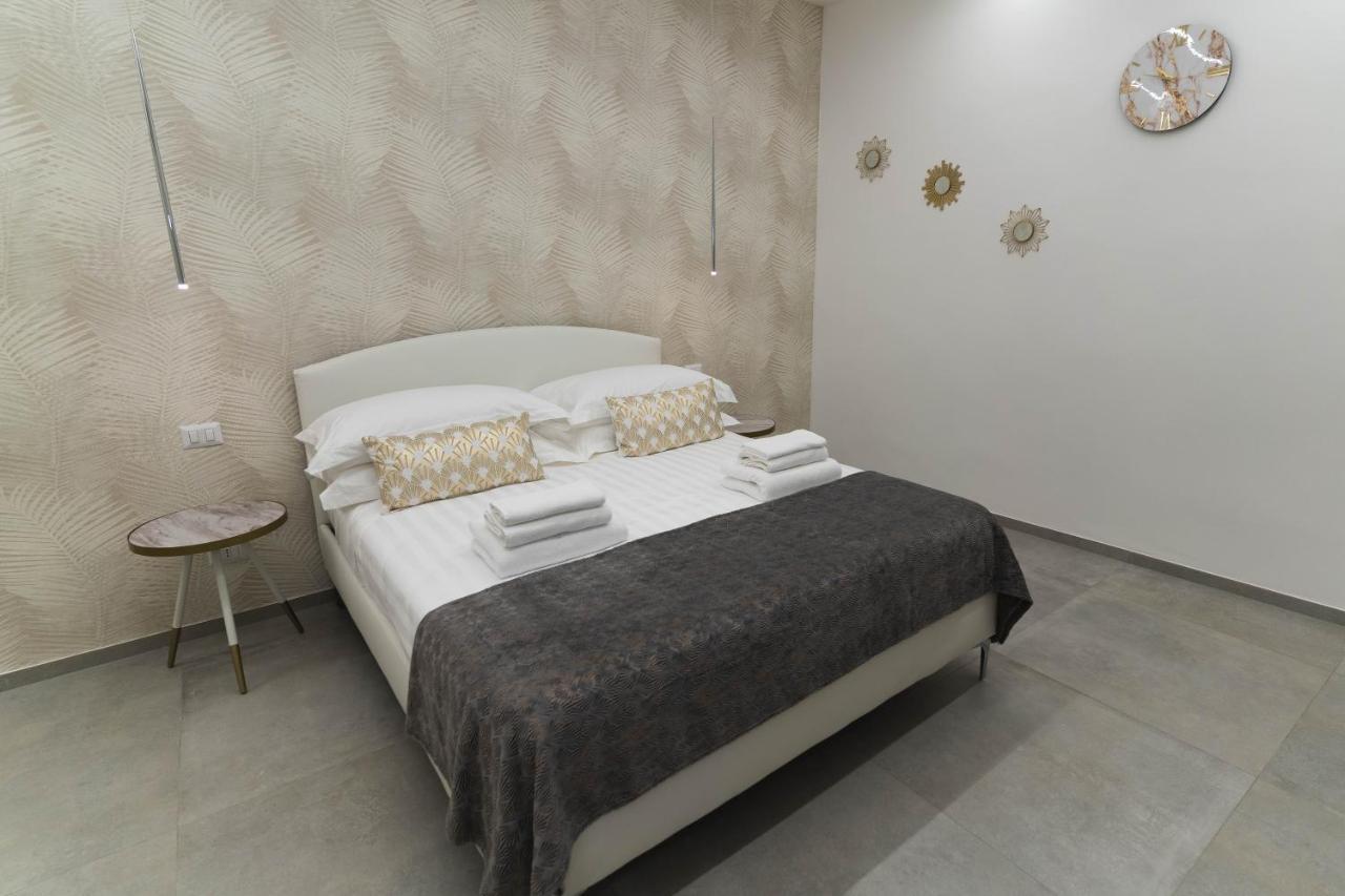 Arco Alto Rooms Bari Exterior foto
